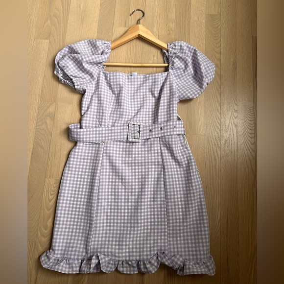 Dress from Fashion Nova - only worn once. Perfect for spring / summer ! - Picture 1 of 1